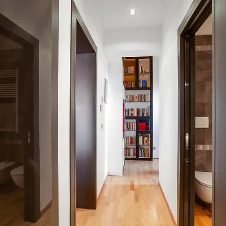 *movies & Books* Stylish House With Jacuzzi * Μπάρι